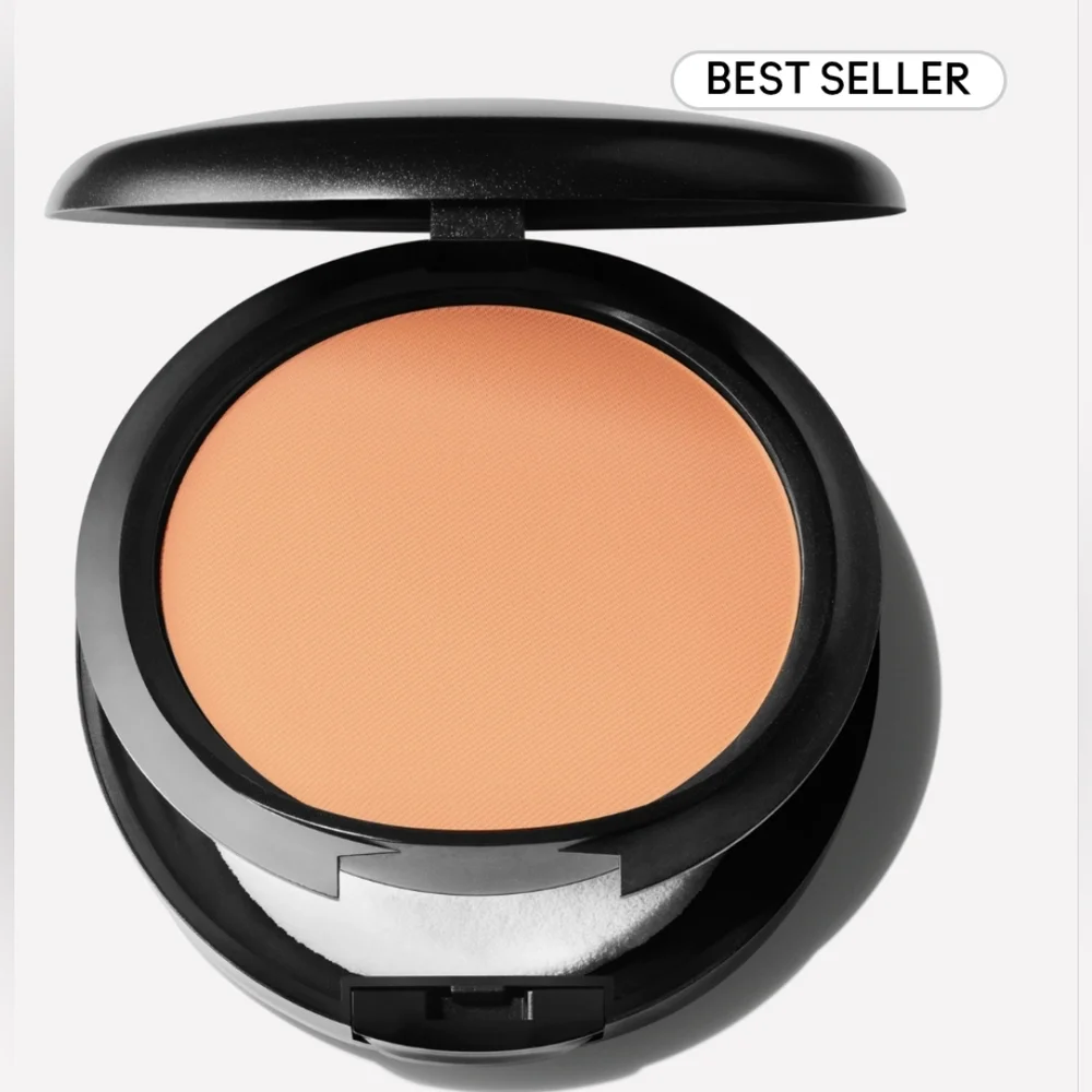 NW30 Mac Studio Fix Powder Plus Foundation Medium Beige Brand New In Box